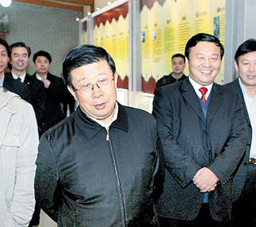 2010年1月19日，时任江苏省常委、常务副省长赵克志视察澳门沙金在线平台。